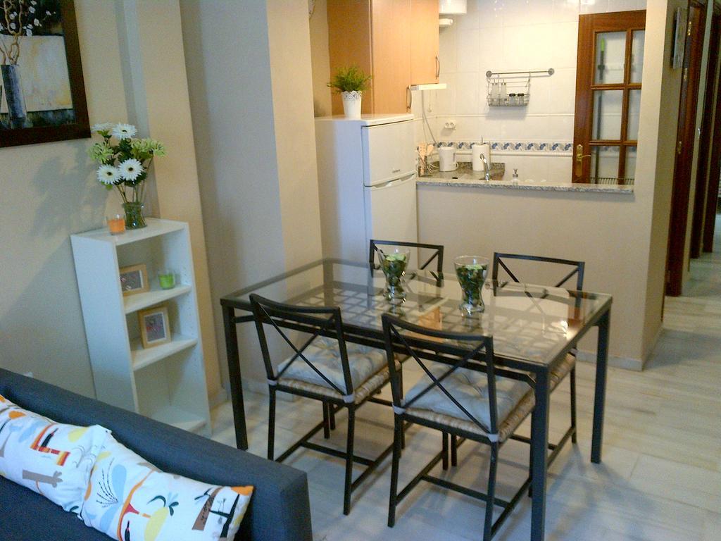 Triana Pureza Apartment Sevilla Bagian luar foto