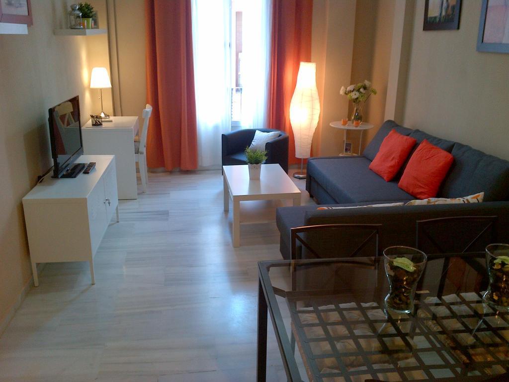 Triana Pureza Apartment Sevilla Bagian luar foto